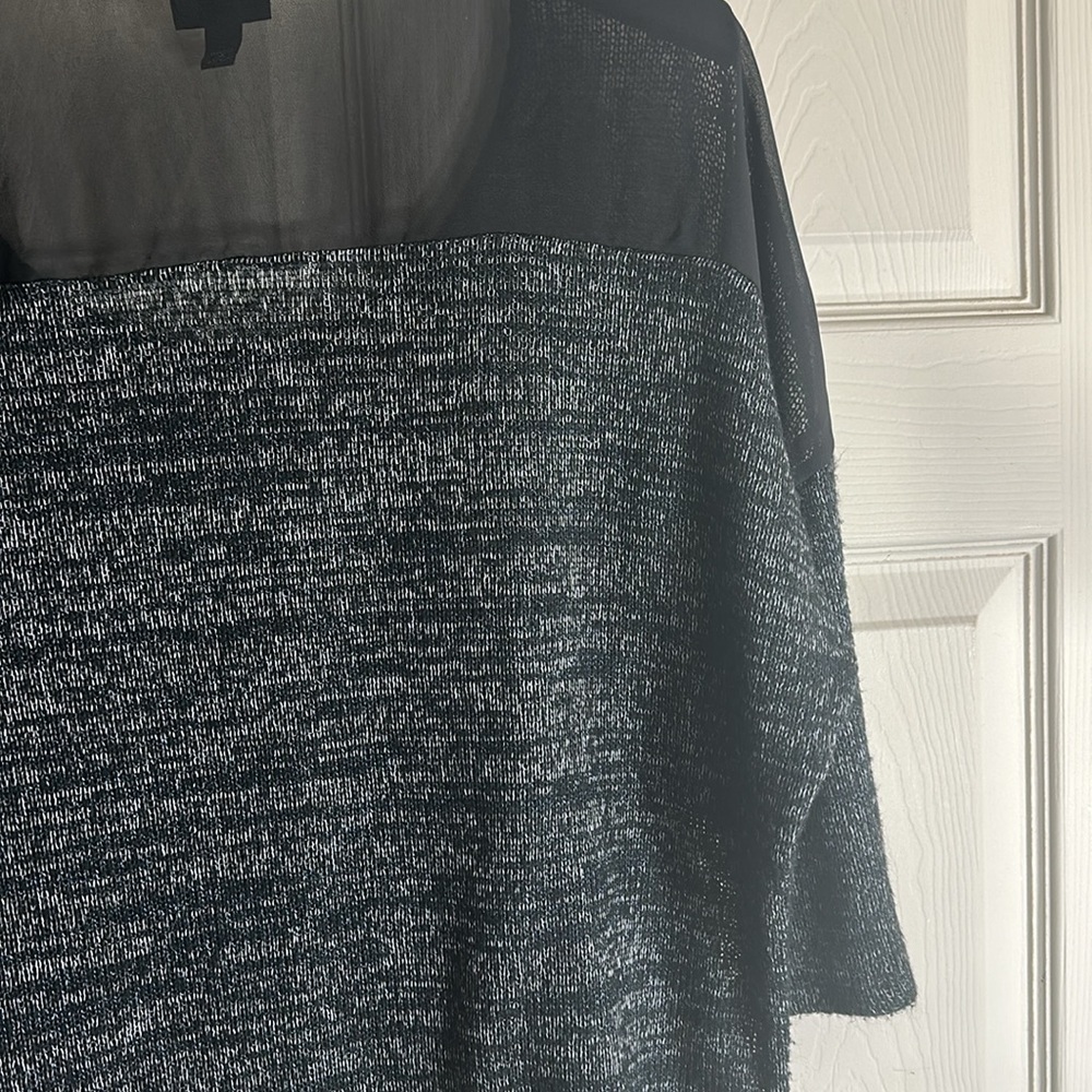 Mossimo mixed material knit top size XL - Picture 8 of 9